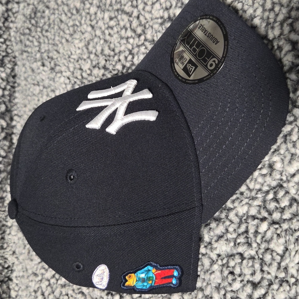 BAD BUNNY NUEVAYOL HAT